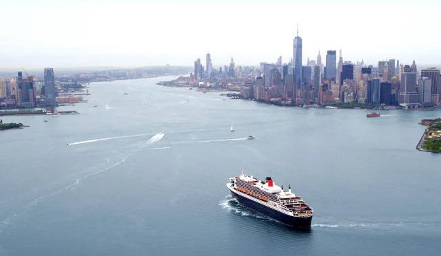 the_transatlantic_crossing_by_cunard_640
