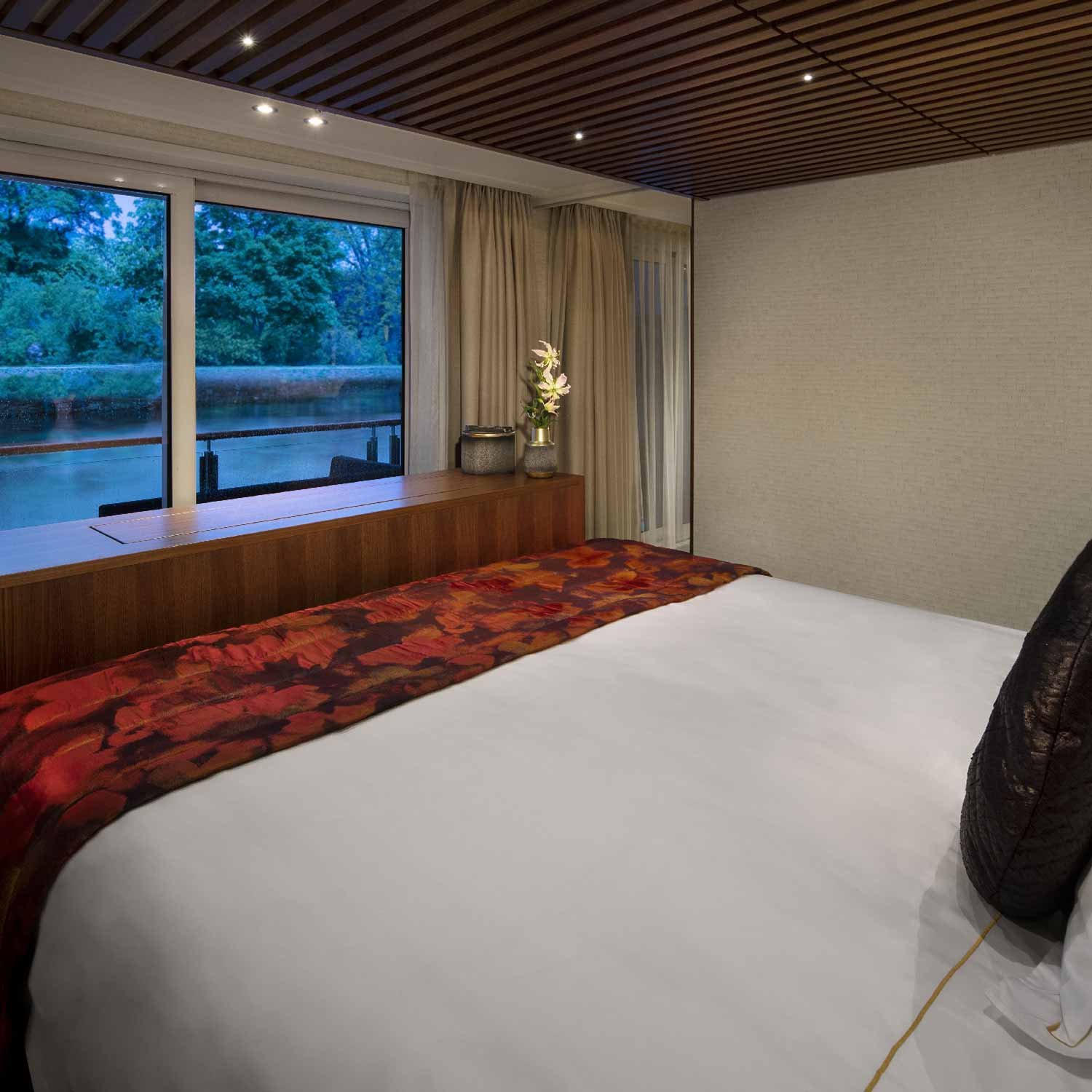 ama-magna-room-1500