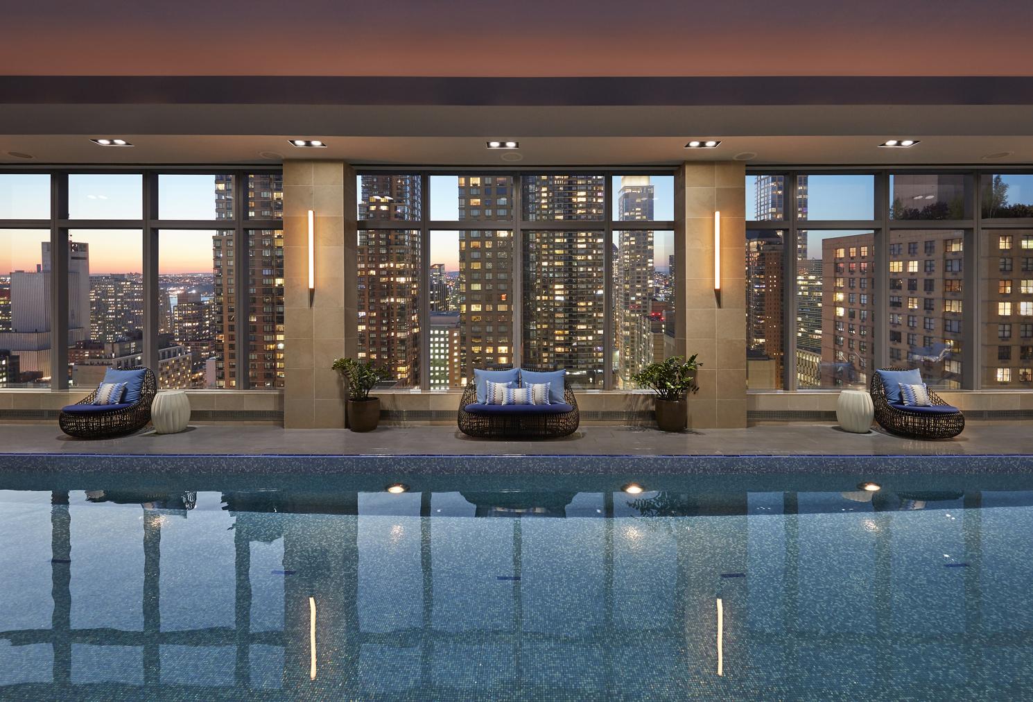 new-york-2017-wellness-pool-dusk-02