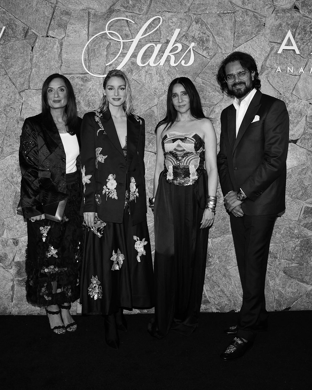 saks b& w 25 trends