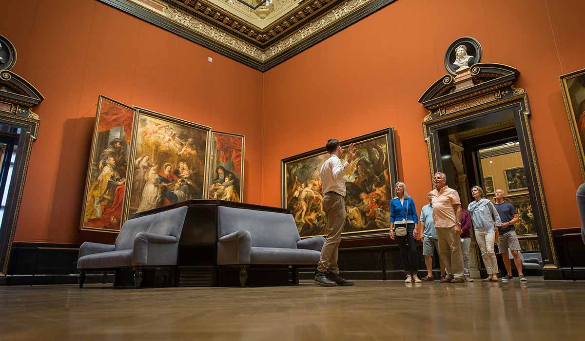 uniworld-exclusive_art_tours-1200